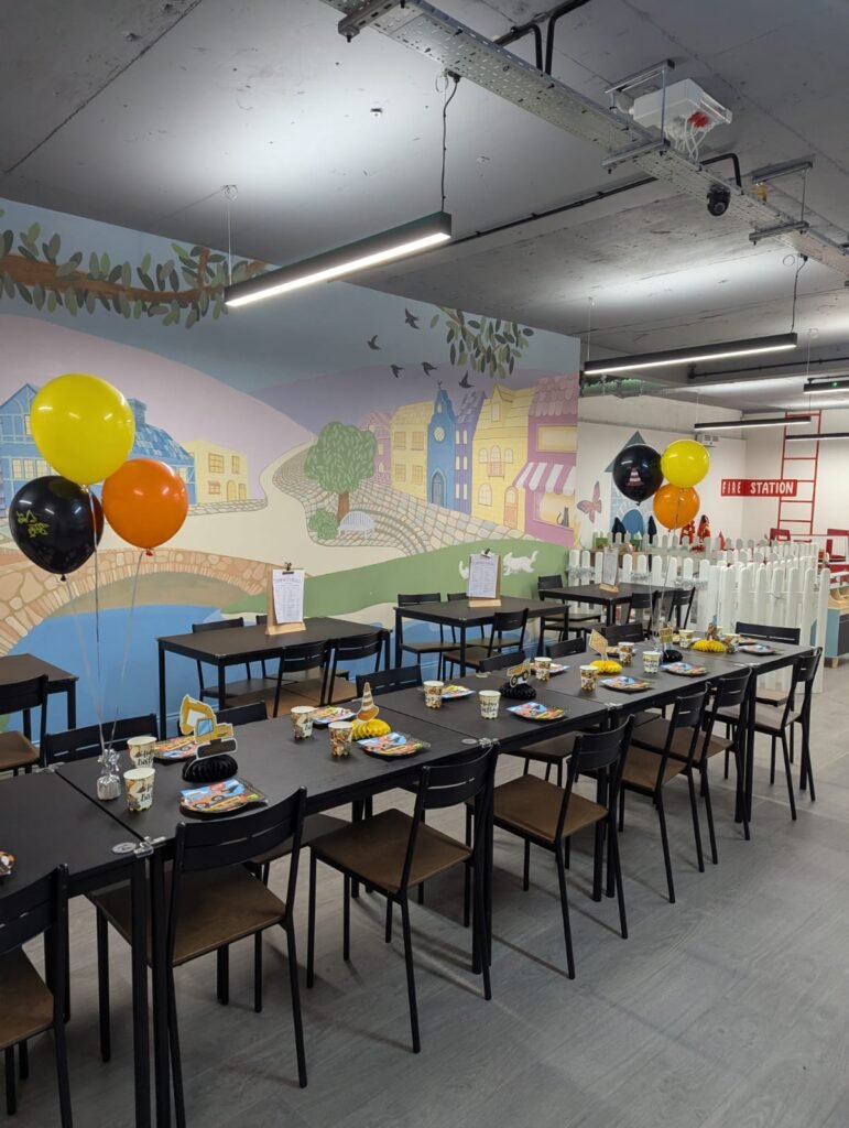 Image of party